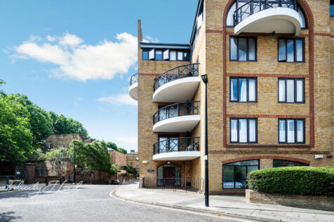 Knighten Street, LONDON E1W