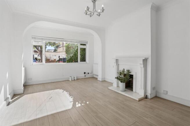 1781445771 - 44 SENGA ROAD, SM6 - 22.jpg