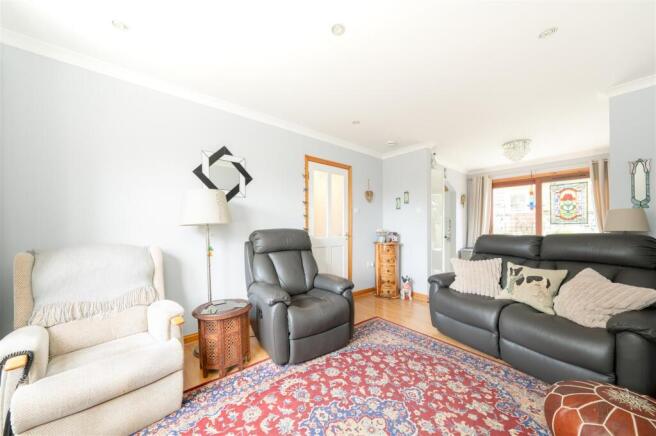 6 Galloway Court, Darnick, Melrose photo 4