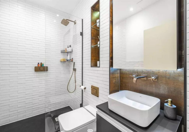 Bathroom 2