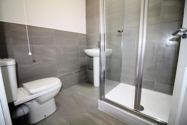 1 bed Apartment to rent Image 4