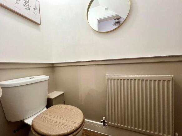 2 bed Detached for sale Image 9