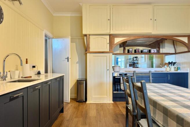 2, Sandhills, Constantine Bay, PL28 photo 4