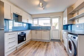 42, Morton Avenue, Kidlington OX5 1BT