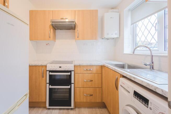 Stratton, Swindon, Wiltshire, SN3 photo 4