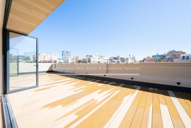 impresionante-atico-duplex-con-gran-terraza-y-v...