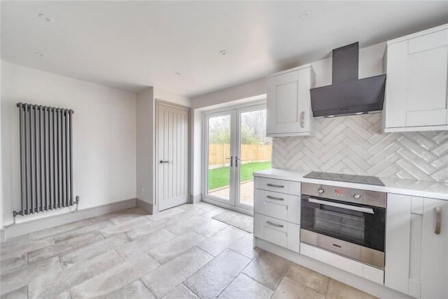 3 bed Semi-Detached for sale Image 12