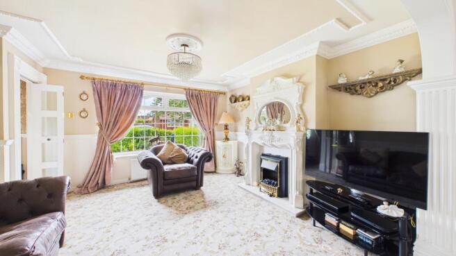 3 bed Semi-Detached for sale Image 8