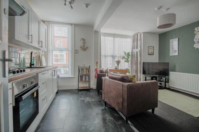 6 bed Terraced for sale Image 11