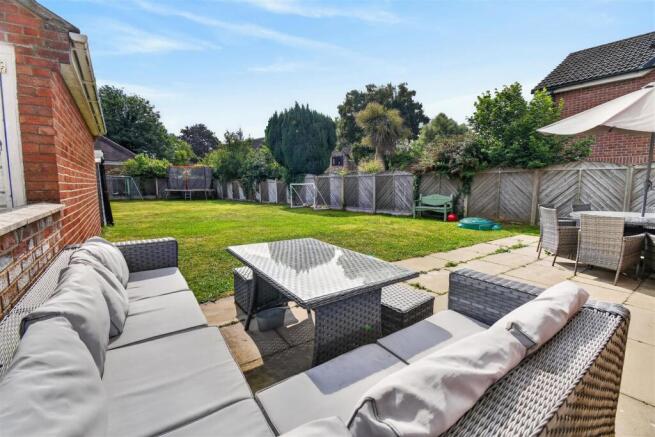 3 bed Detached for sale Image 11