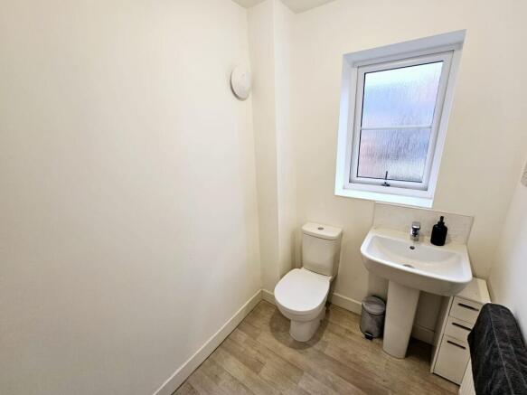 3 bed Detached for sale Image 10