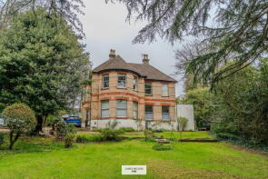 Flat 6, 19, Bodorgan Road, Bournemouth BH2 6NQ