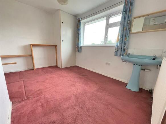 BEDROOM 2