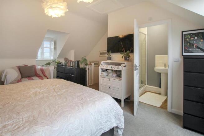 Bedroom One-3.jpg
