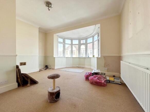 72A Southview Drive, Westcliff-on-Sea, Essex  SS0 9QB photo 5