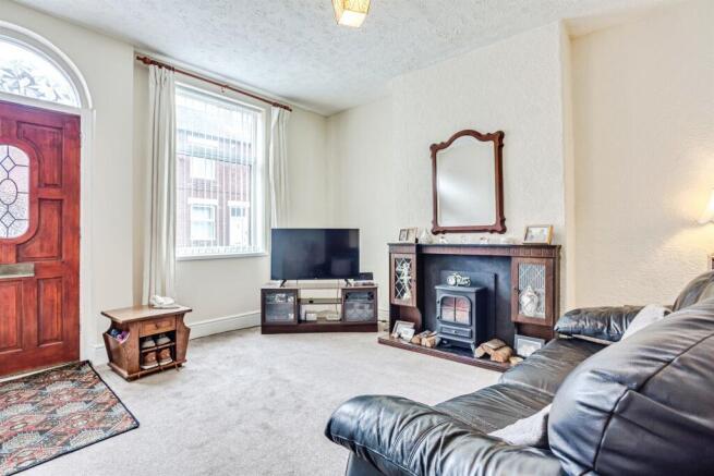 1 bed Terraced for sale Image 5