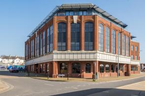 Flat 26, Regent House, Queen Street, Barnstaple EX32 8FH