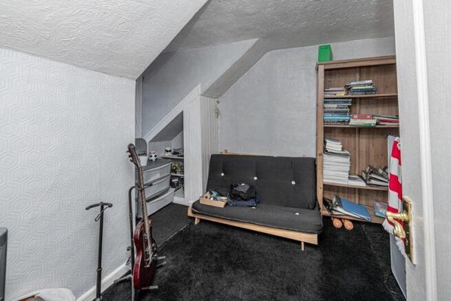 LOFT BEDROOM 