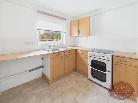 Tresham Green, Duston, NN5 7RU photo 4