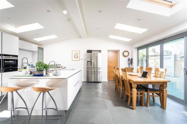 Kitchen/Dining