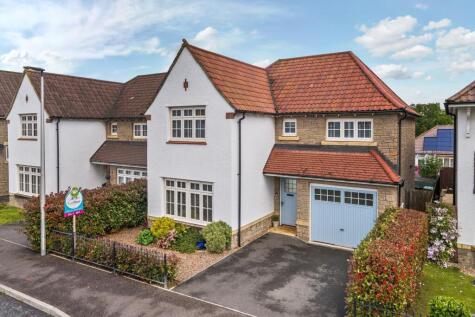 Rookabear Avenue, Roundswell, Barnstaple, EX31