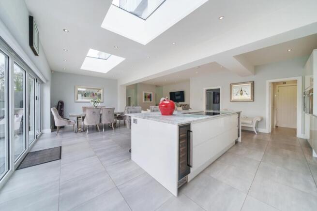 Kitchen/Dining/Fa...