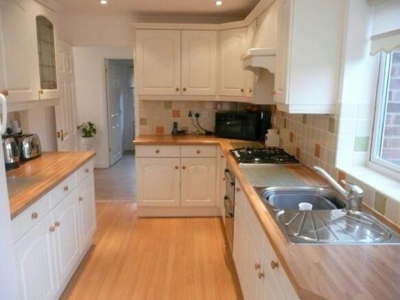 Kitchen/Dining Room