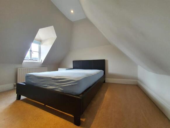 bed 5.JPG