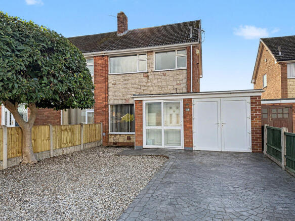 3-bed semi-detached on Leamore Crescent, Belle Vue Shrewsbury, SY3 0QD, £290,000