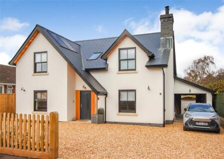 Cowley Road, Lymington, Hampshire, SO41