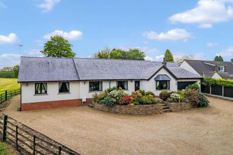 Andertons Lane, Henbury, SK11