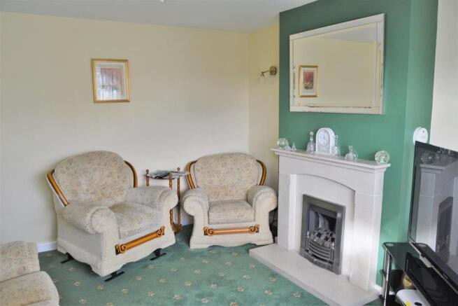 Lounge 2