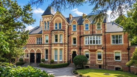 Devisdale Road, Altrincham