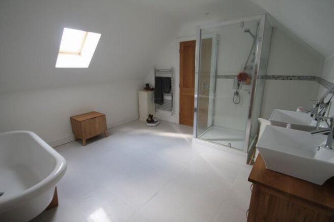 En-Suite to Ma...