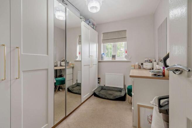 4 bed Detached for sale Image 12