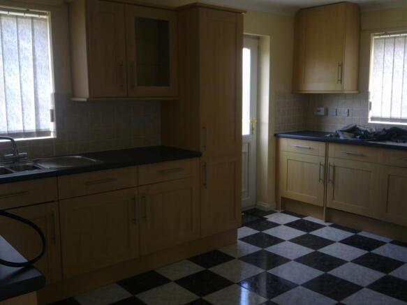 Kitchen 1