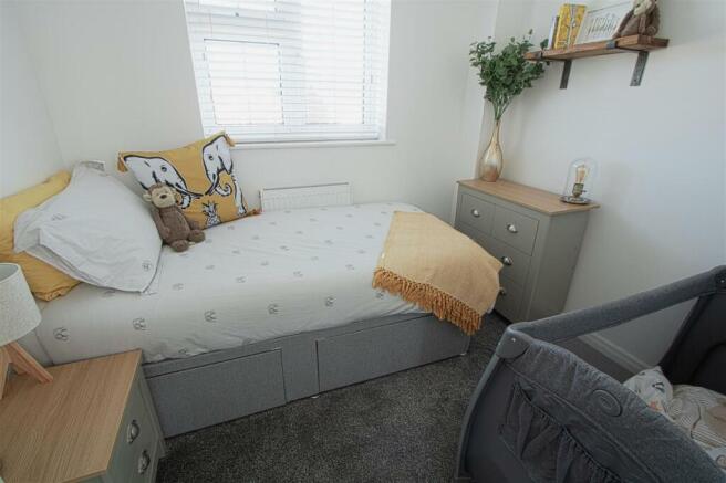 BEDROOM 4.jpg