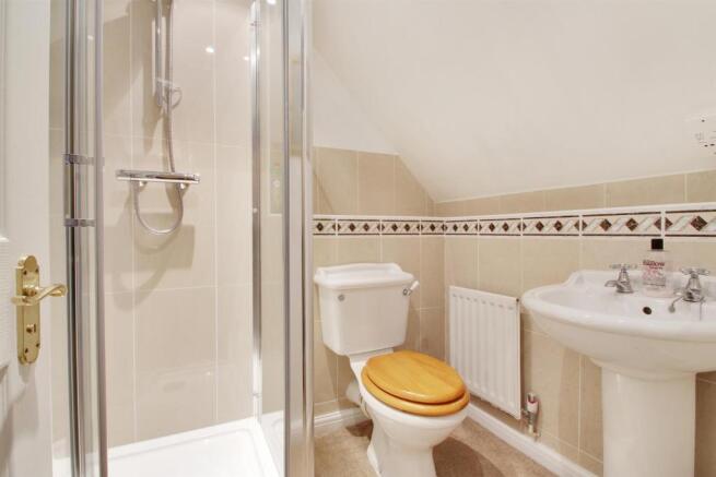 En suite 2.jpg