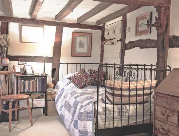 RECEPTION/BEDROOM 4