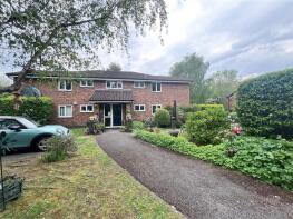 49, Brackenwood Mews, Wilmslow SK9 2QQ