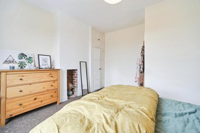 2 bed Terraced for sale Image 11