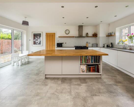 Rivendell-kitchen2.jpg