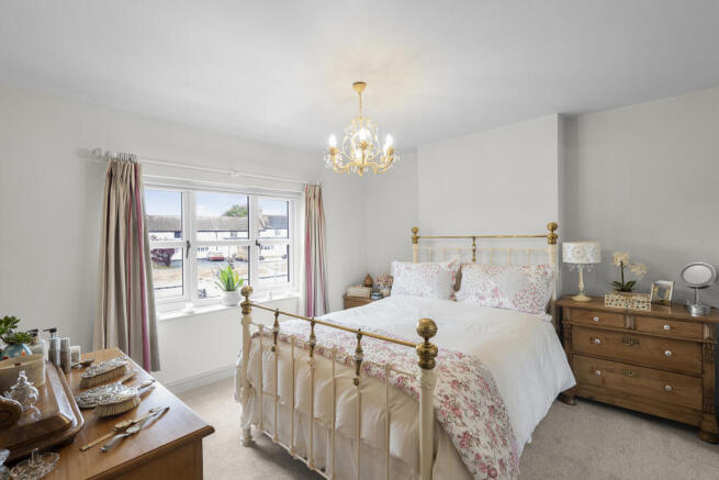 3 bed Detached for sale Image 11