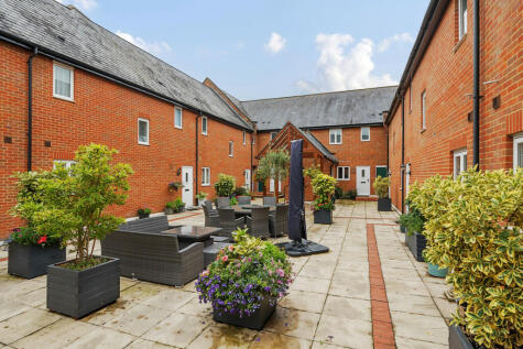 Silk Lane, Twyford, Reading, Berkshire, RG10