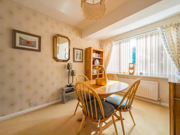 2 bed Detached Bungalow for sale Image 10