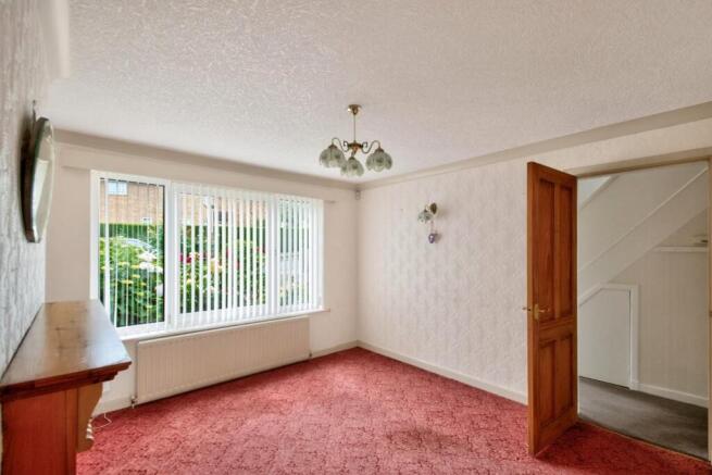 3 bed Semi-Detached for sale Image 6