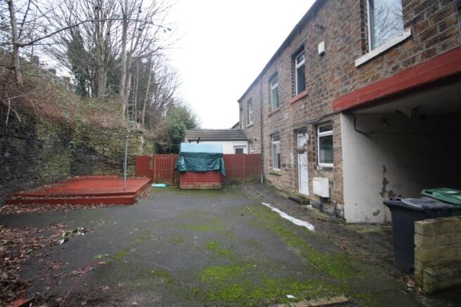 3 bed Terraced for sale Image 4