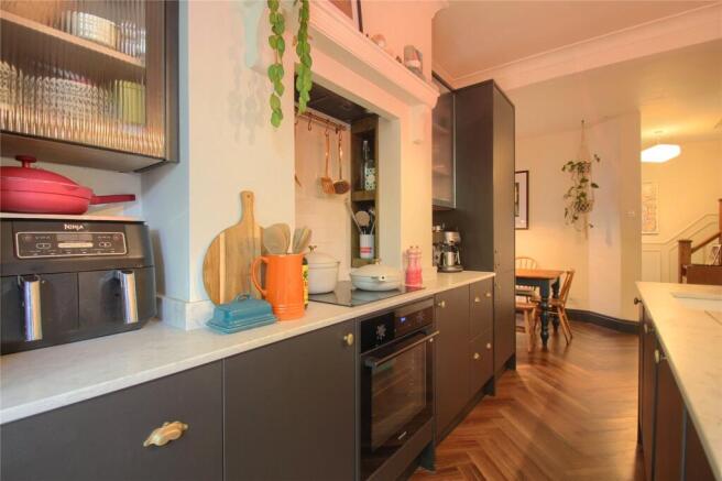 3 bed Semi-Detached for sale Image 9