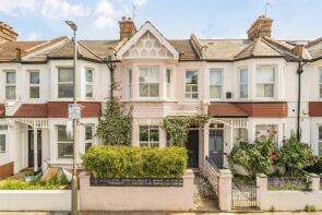 10, Dewey Street, London SW17 8TQ