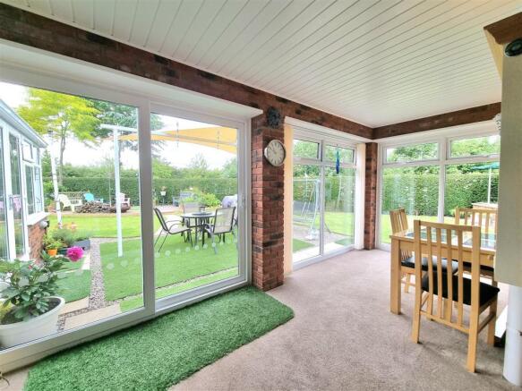 Garden room